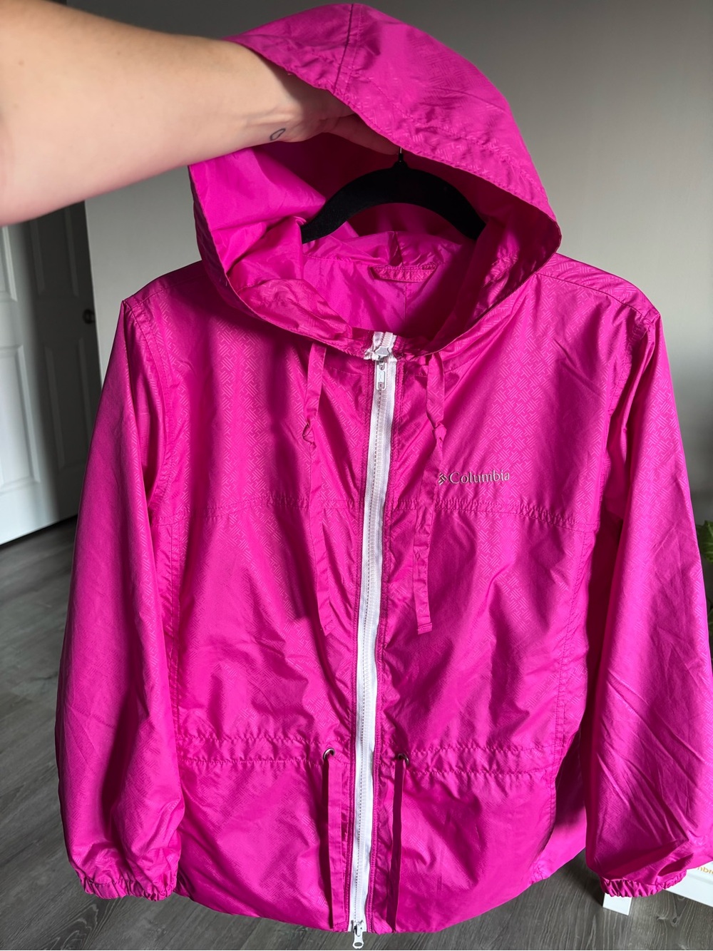 Columbia Hot Pink Hooded Packable Windbreaker Jacket S/M